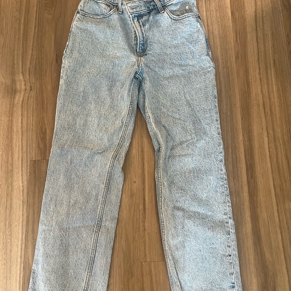Abercrombie & Fitch Light Wash Straight Jeans